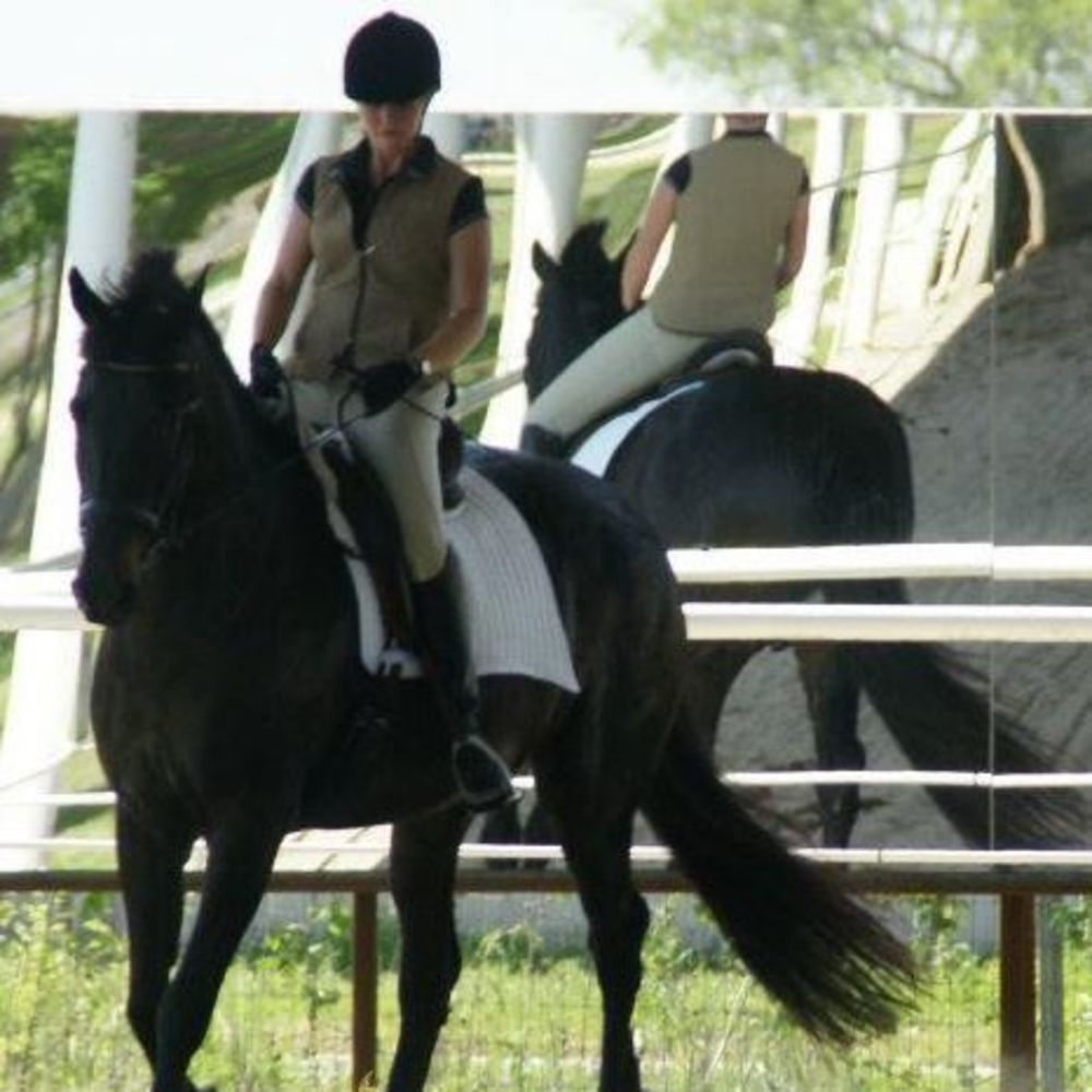 Meet your Posher, Jennifer